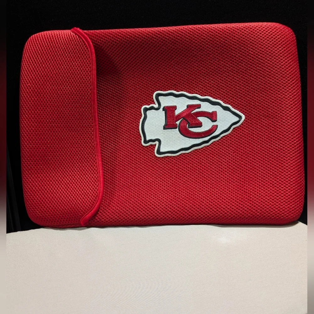 Red Kansas City Chiefs Football Laptop Computer Sleeve